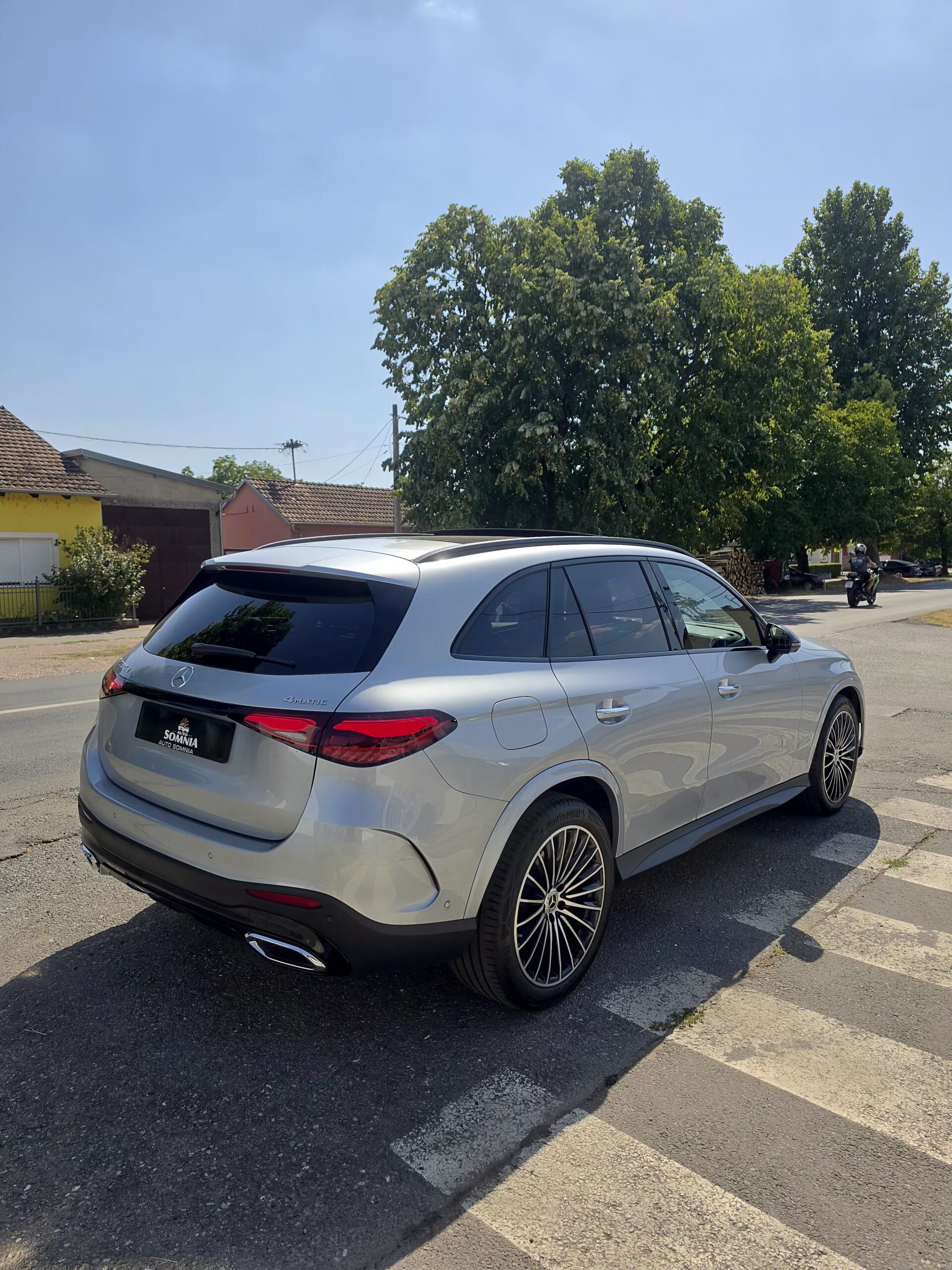 Mercedes – Benz GLC 300 4MATIC – AMG Line – 12.000 km foto 7