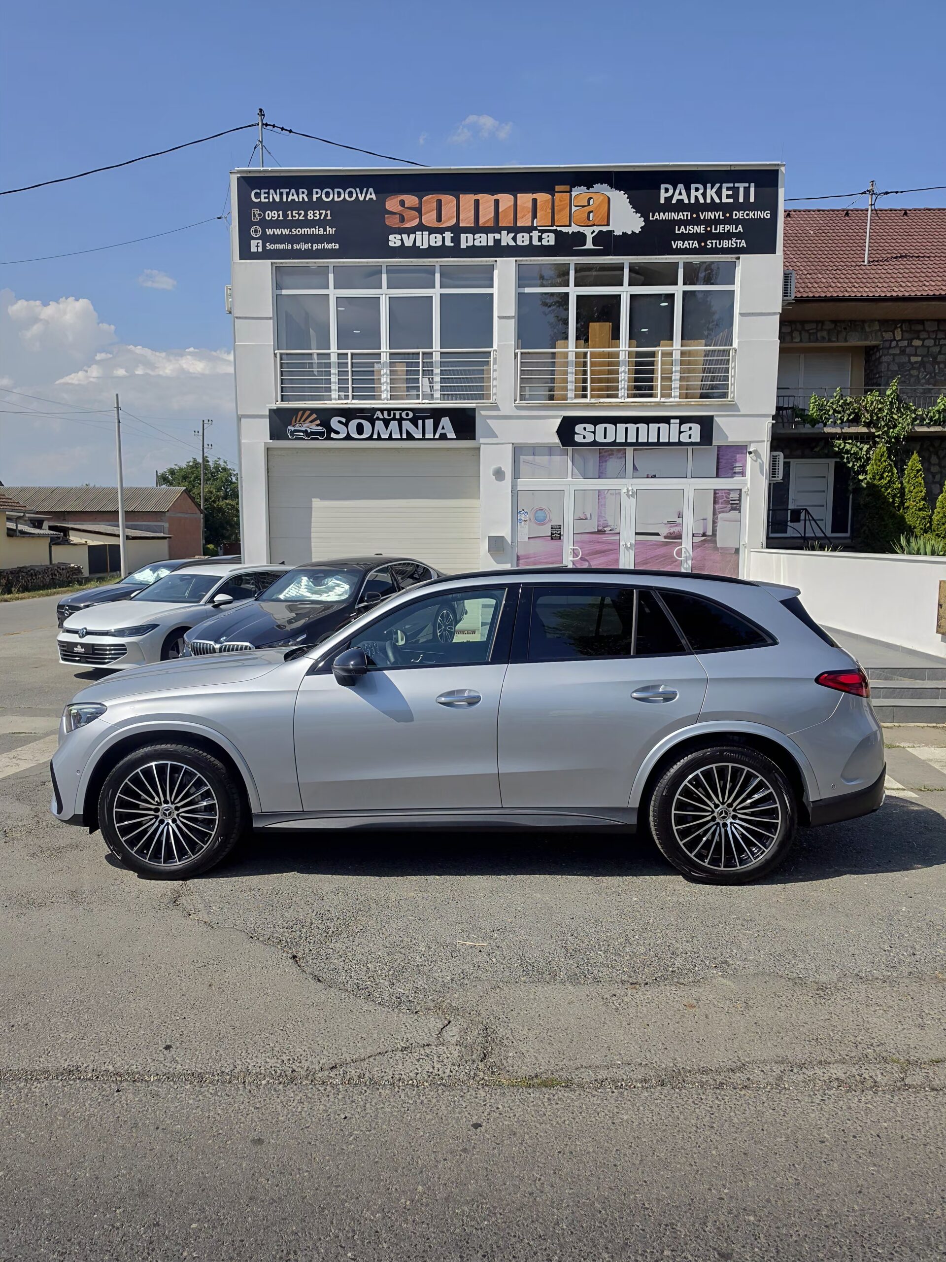 Mercedes – Benz GLC 300 4MATIC – AMG Line – 12.000 km foto 2