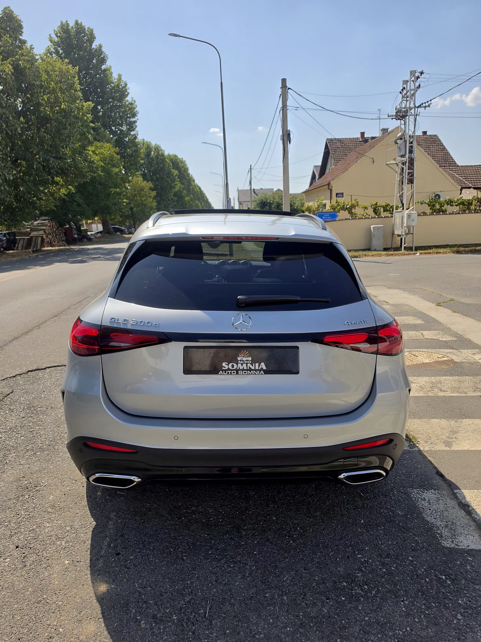 Mercedes – Benz GLC 300 4MATIC – AMG Line – 12.000 km foto 4