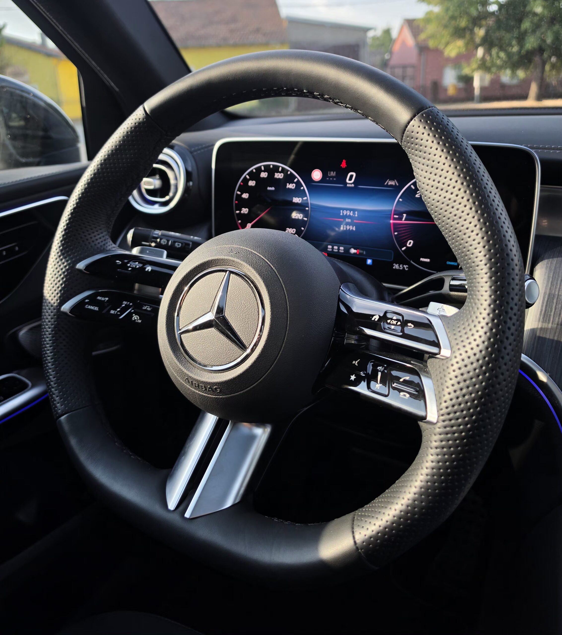 Mercedes – Benz GLC 300 4MATIC – AMG Line – 12.000 km foto 13