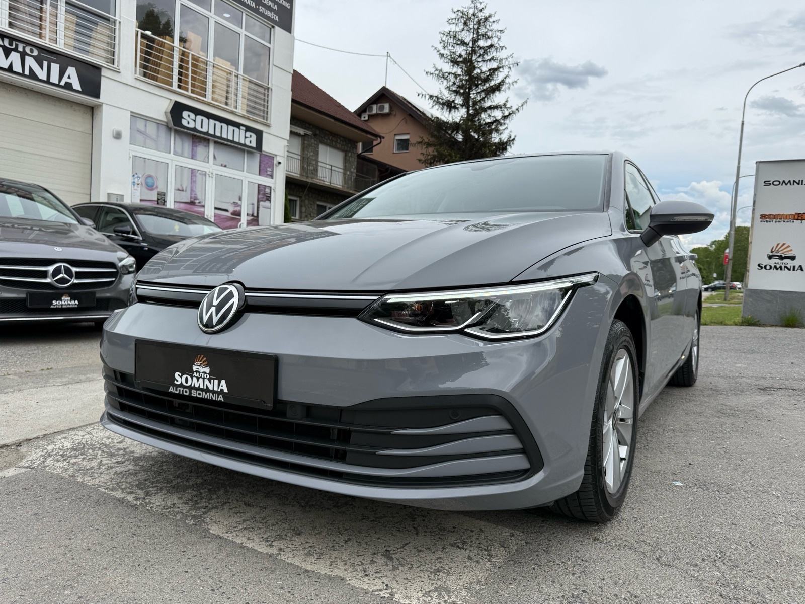 VW Golf 8 2.0 TDI – DSG – GOD 2020 – LED – Servisna – 141 tkm foto 2